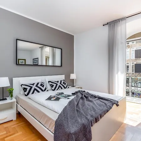 Main Street 2 Apartment Rijeka